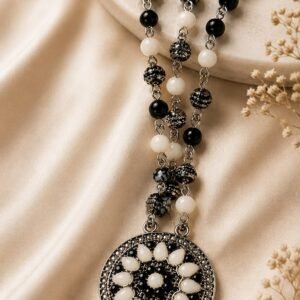 Elegant Gold Locket